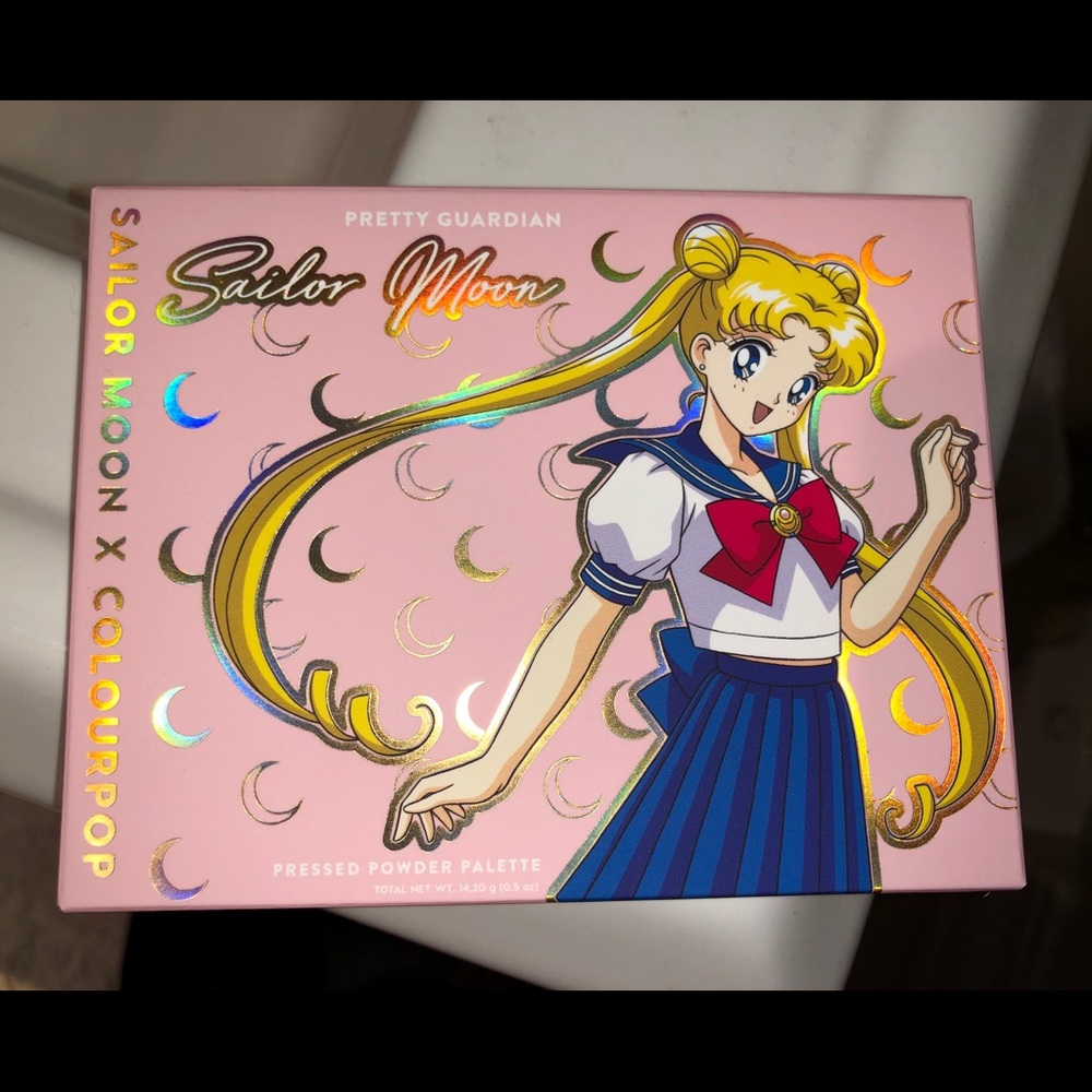 SOLD OUT LIMITED EDITION SAILOR MOON PALETTE
